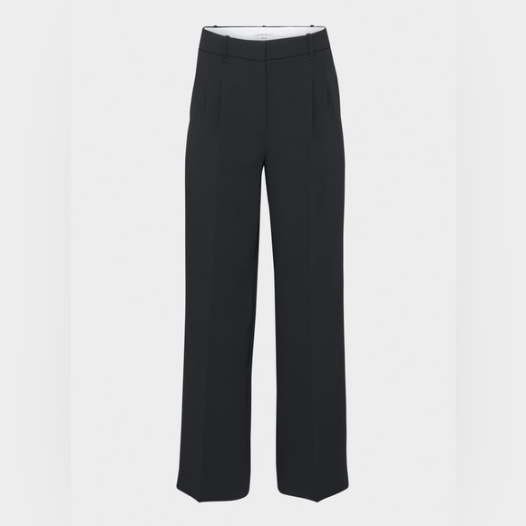 Aritzia The Effortless Pant - Picture 2 of 5